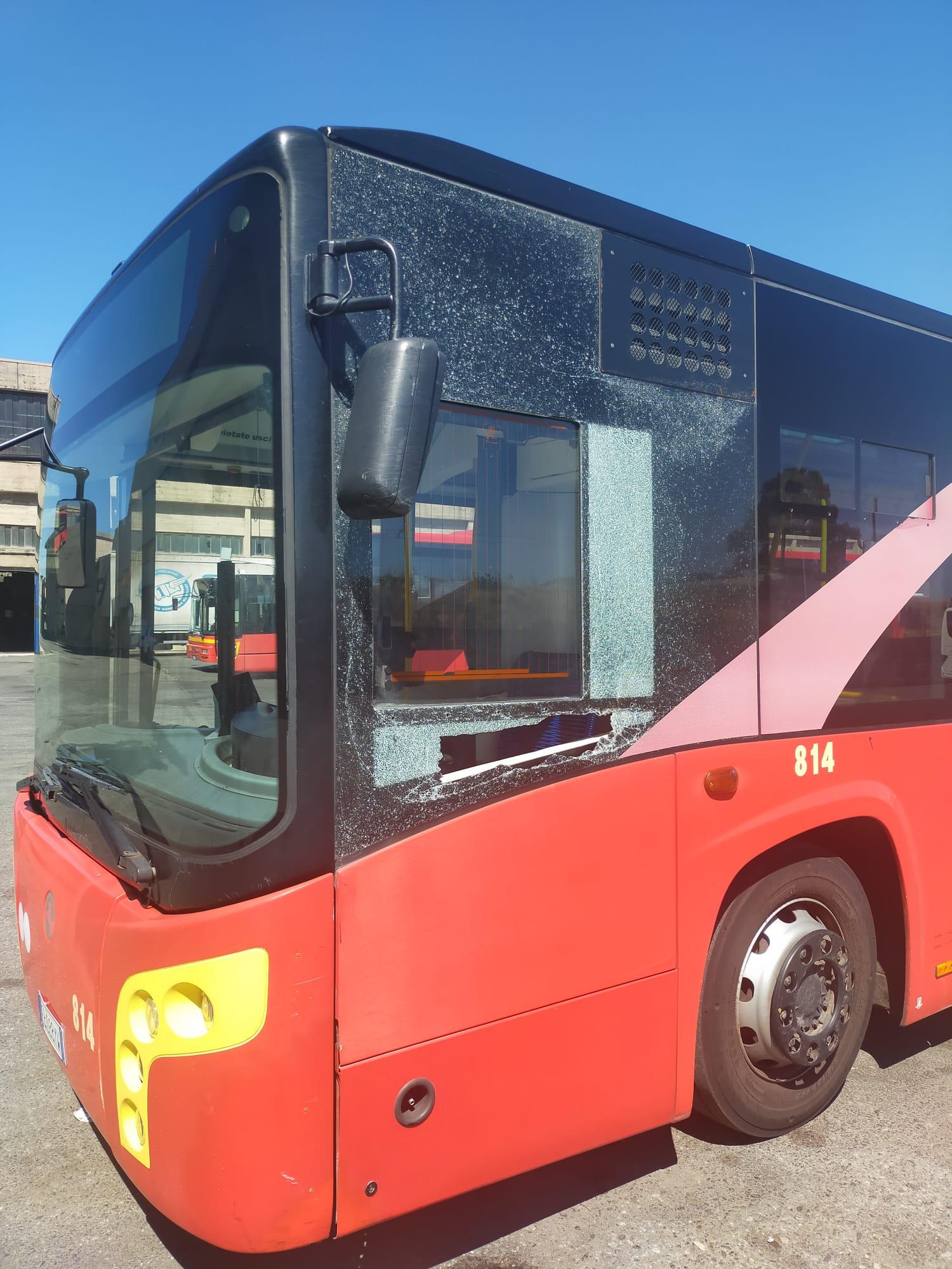 Aggressione autista A.T.M.: la solidarietà del Sindaco Basile e dell'Assessore alla Mobilità Mondello