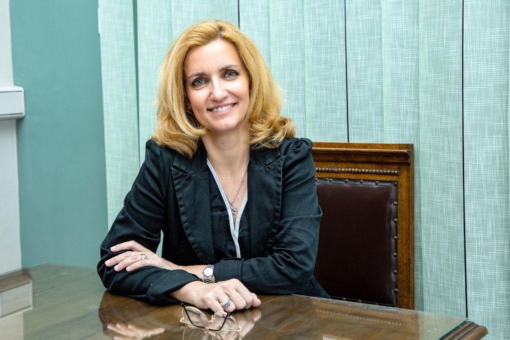 Avviso Pubblico per la formazione e l’aggiornamento di un elenco aperto di avvocati del libero foro cui affidare gli incarichi di rappresentanza e difesa del Comune e la determinazione dei criteri per il conferimento dei singoli incarichi: presentazione d