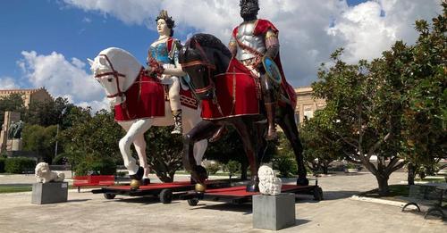 I Giganti a Piazza Unione Europea sino al 30 settembre