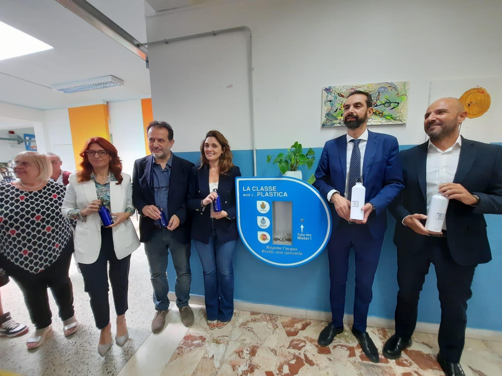 Consegnata da AMAM la “casetta dell’acqua “all’Istituto comprensivo Catalfamo