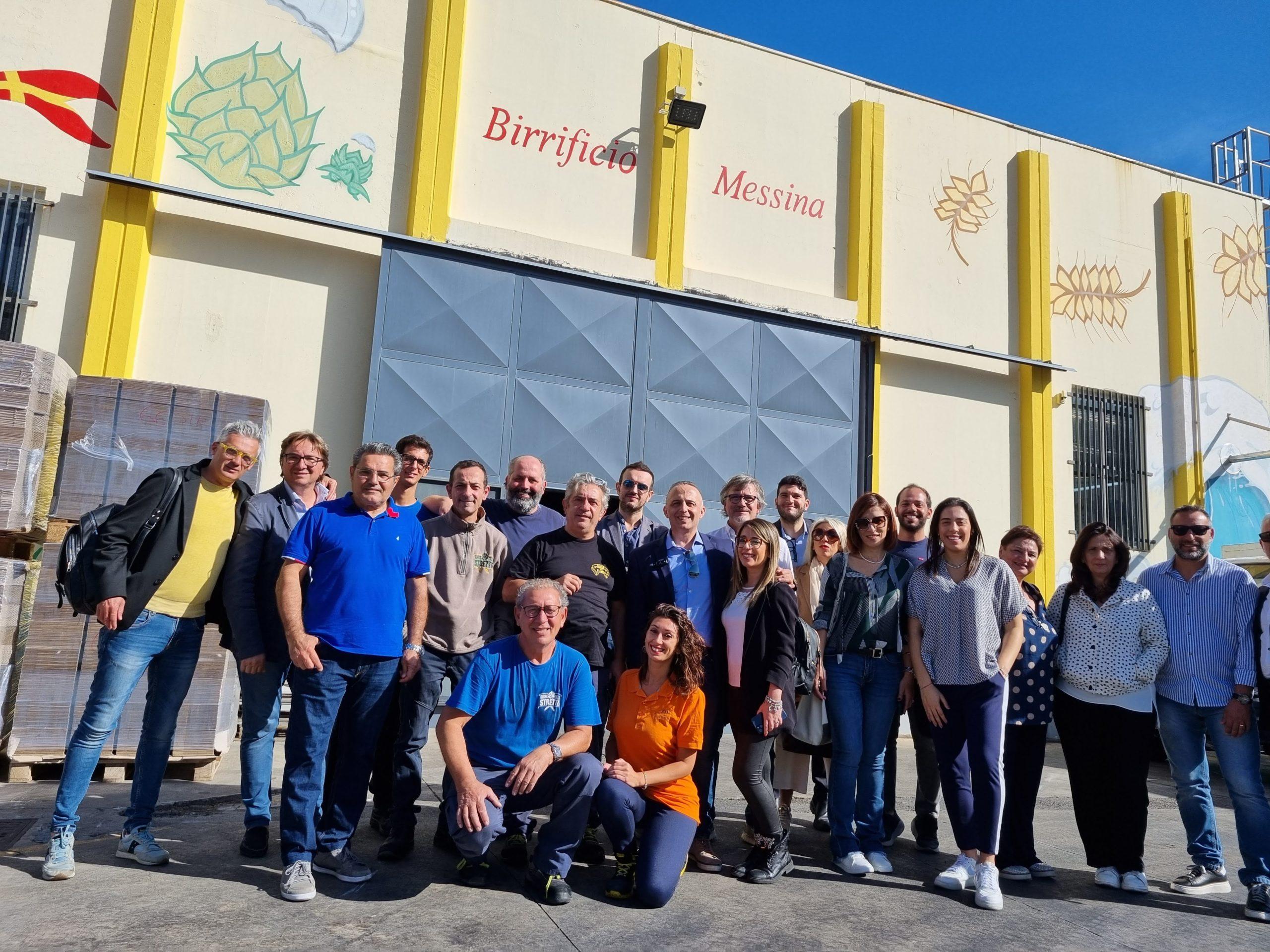 La III Commissione consiliare "Attività Produttive" in visita al Birrificio Messina