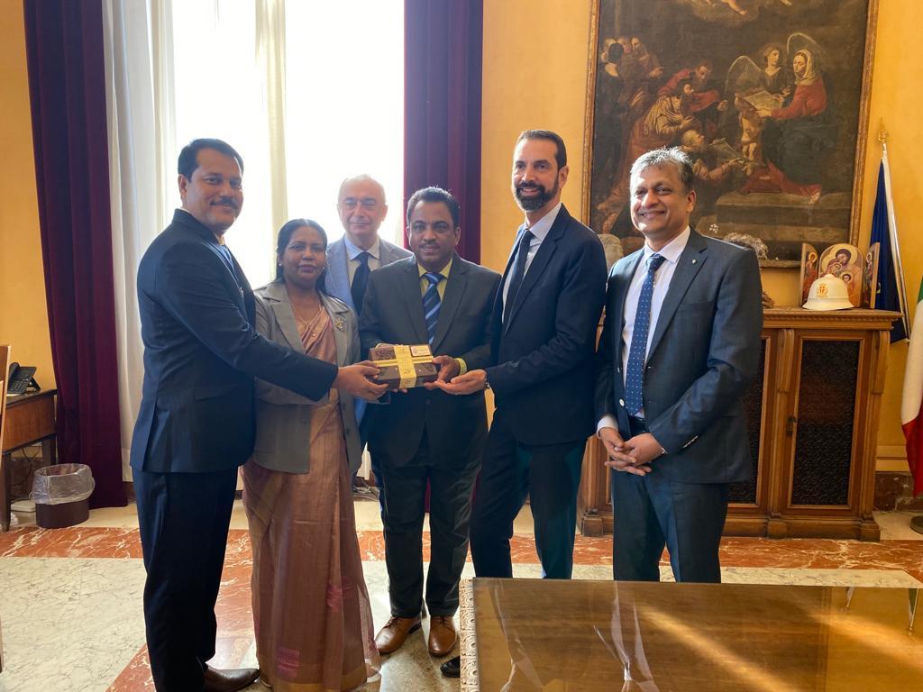 Ricevuta a Palazzo Zanca dal Sindaco Basile una delegazione del comune di Kochi