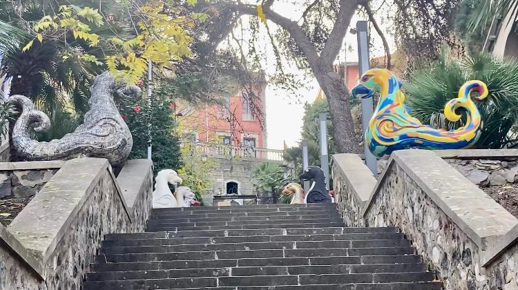 Consegnate oggi alla città dal Soroptimist Club Messina le targhe sull'installazione Sirenidi