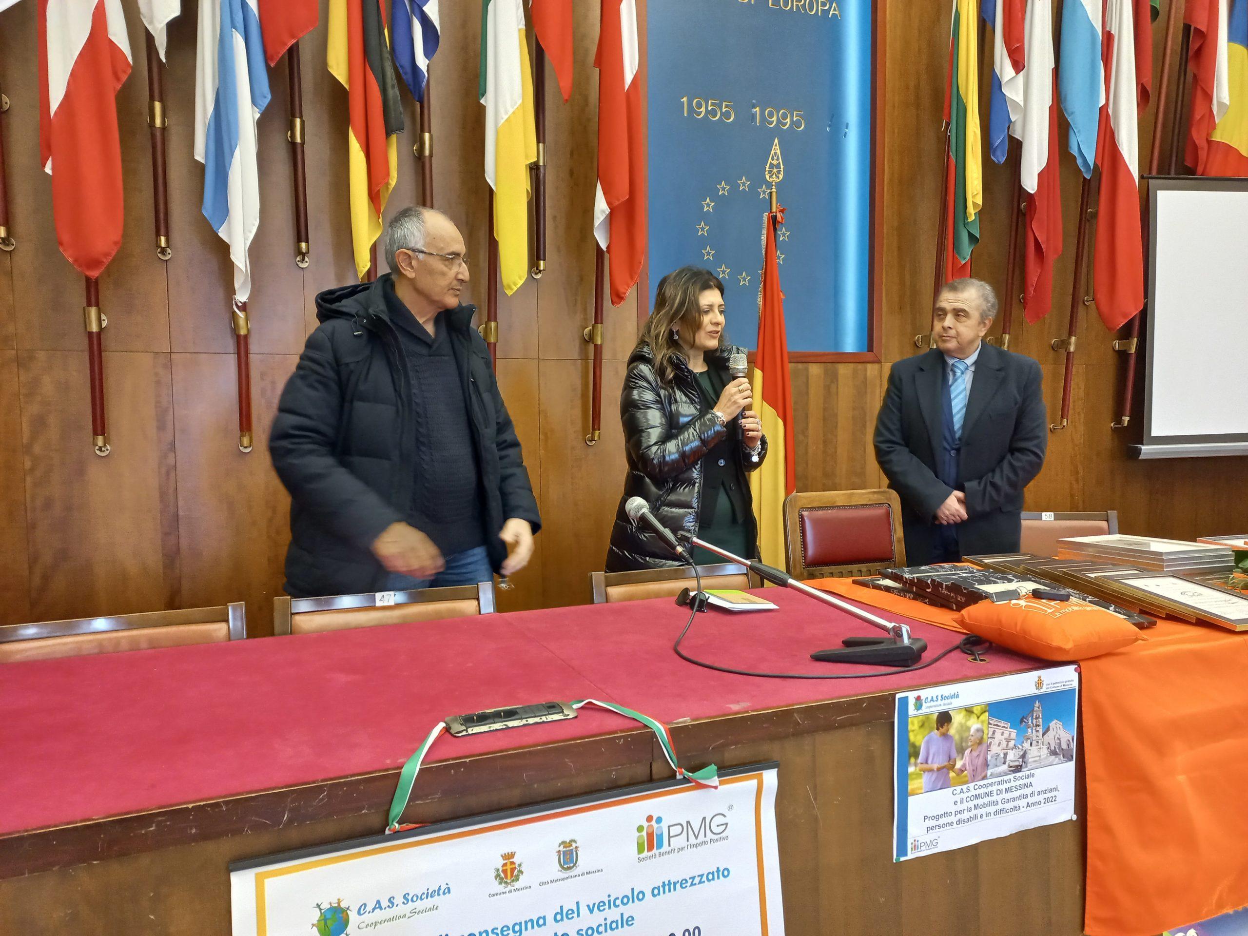 Consegnato oggi il secondo autoveicolo attrezzato per persone con ridotta mobilità