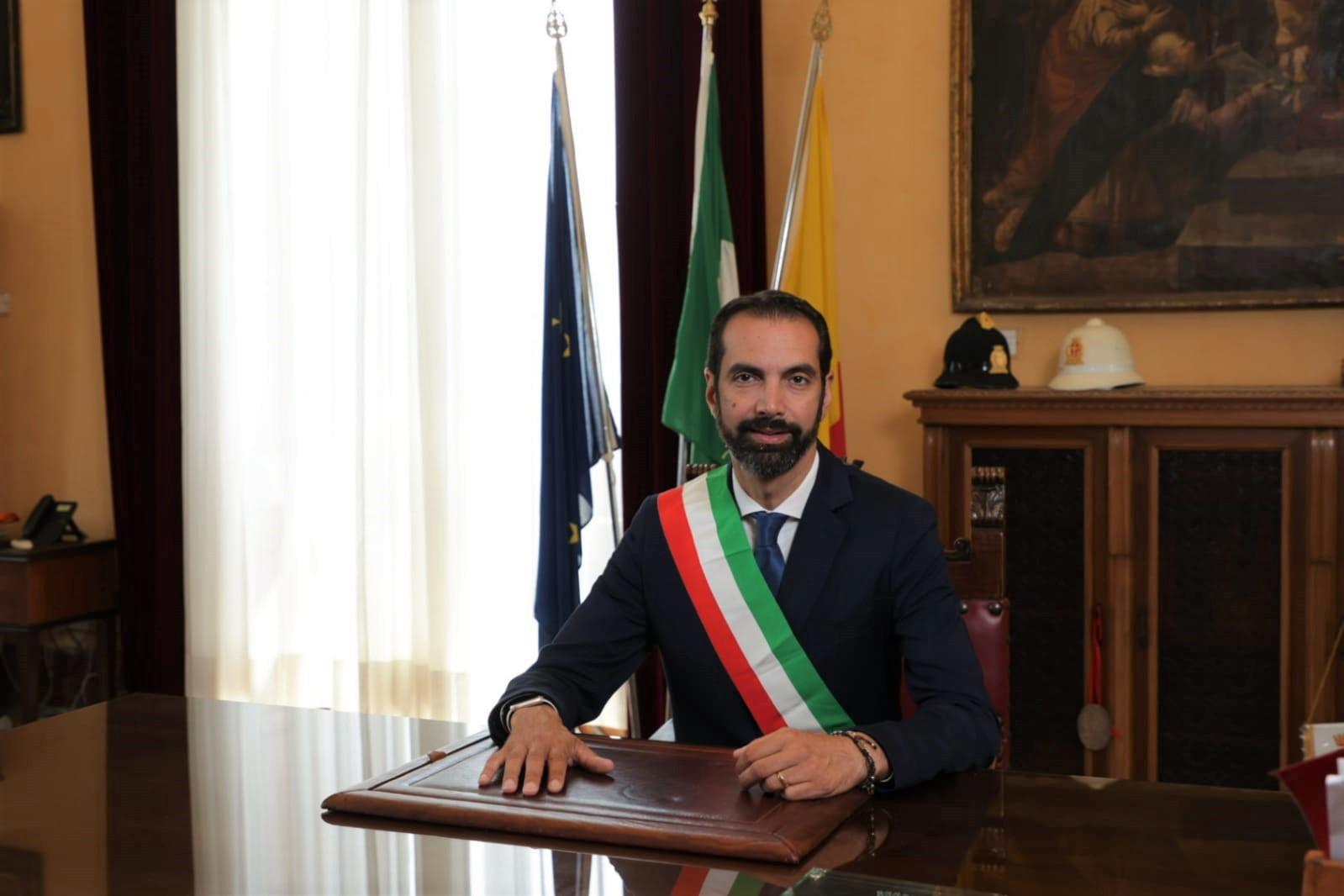 "Impianti di riscaldamento nelle scuole": precisazione del Sindaco Basile