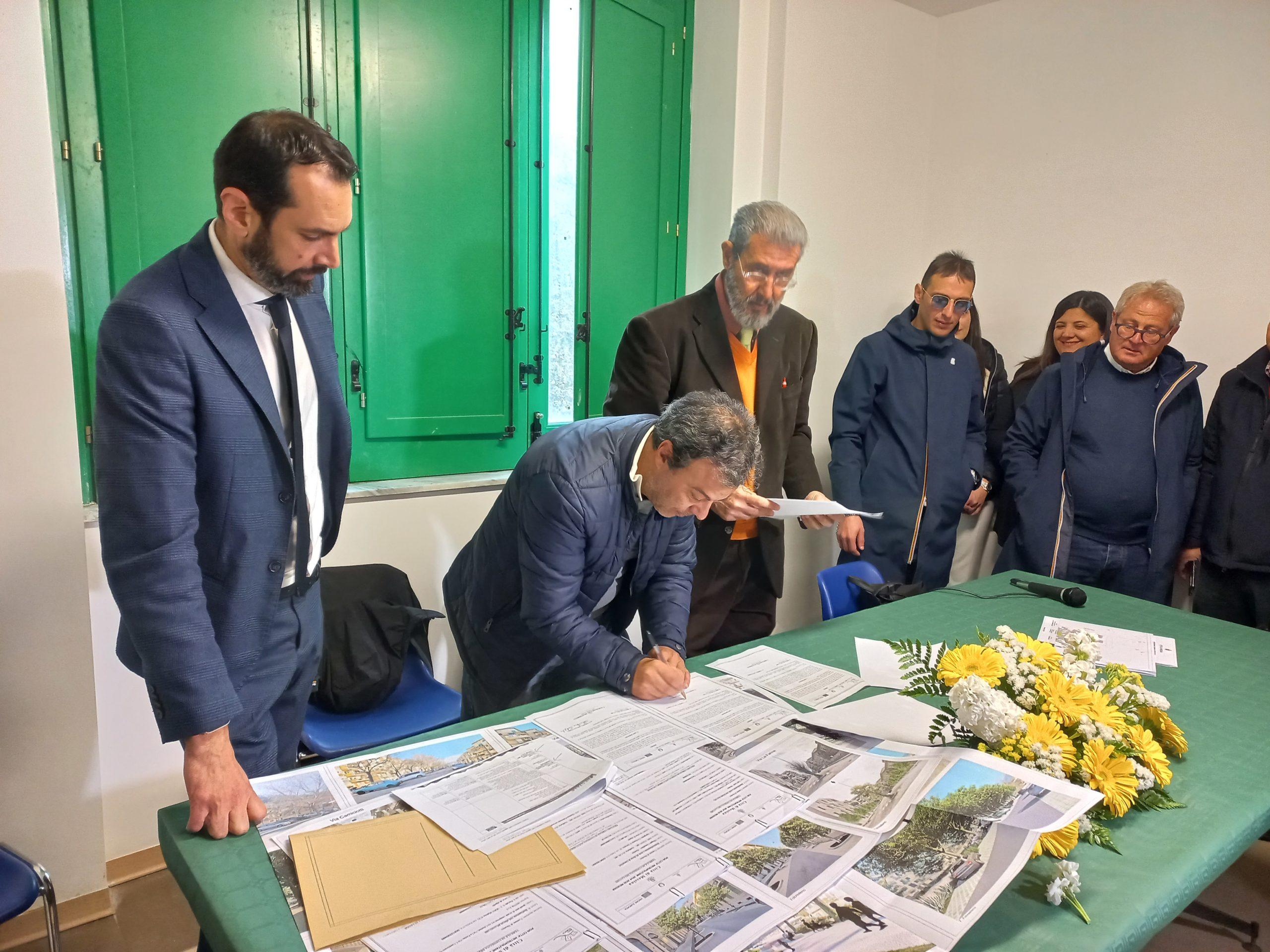 Consegnati oggi alle ditte aggiudicatarie i lavori di forestazione urbana di quattro progetti pilota di FORESTAME