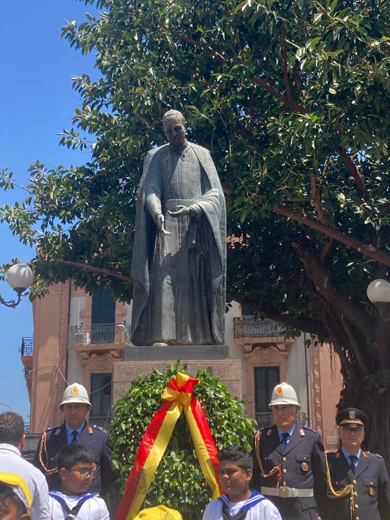 Deposta oggi la corona d'alloro al monumento di Sant'Annibale Maria di Francia