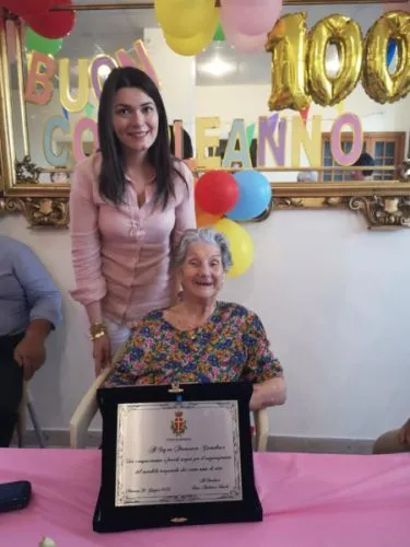 Gli auguri dell’Amministrazione comunale ad una centenaria messinese