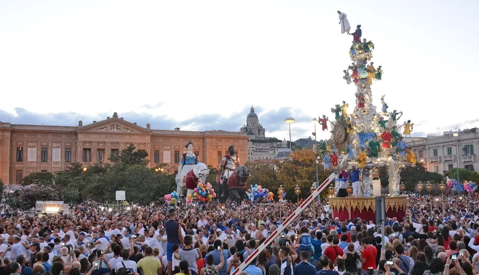 Il sindaco di Messina Basile richiede il patrocinio del MIC per l'edizione 2023 della Vara e dei Giganti